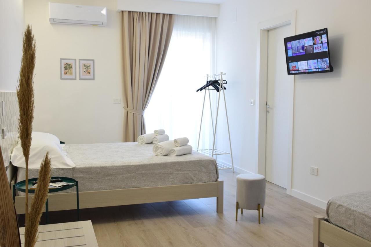 Accomodati B&B Марина-ди-Джойза-Йоника Экстерьер фото