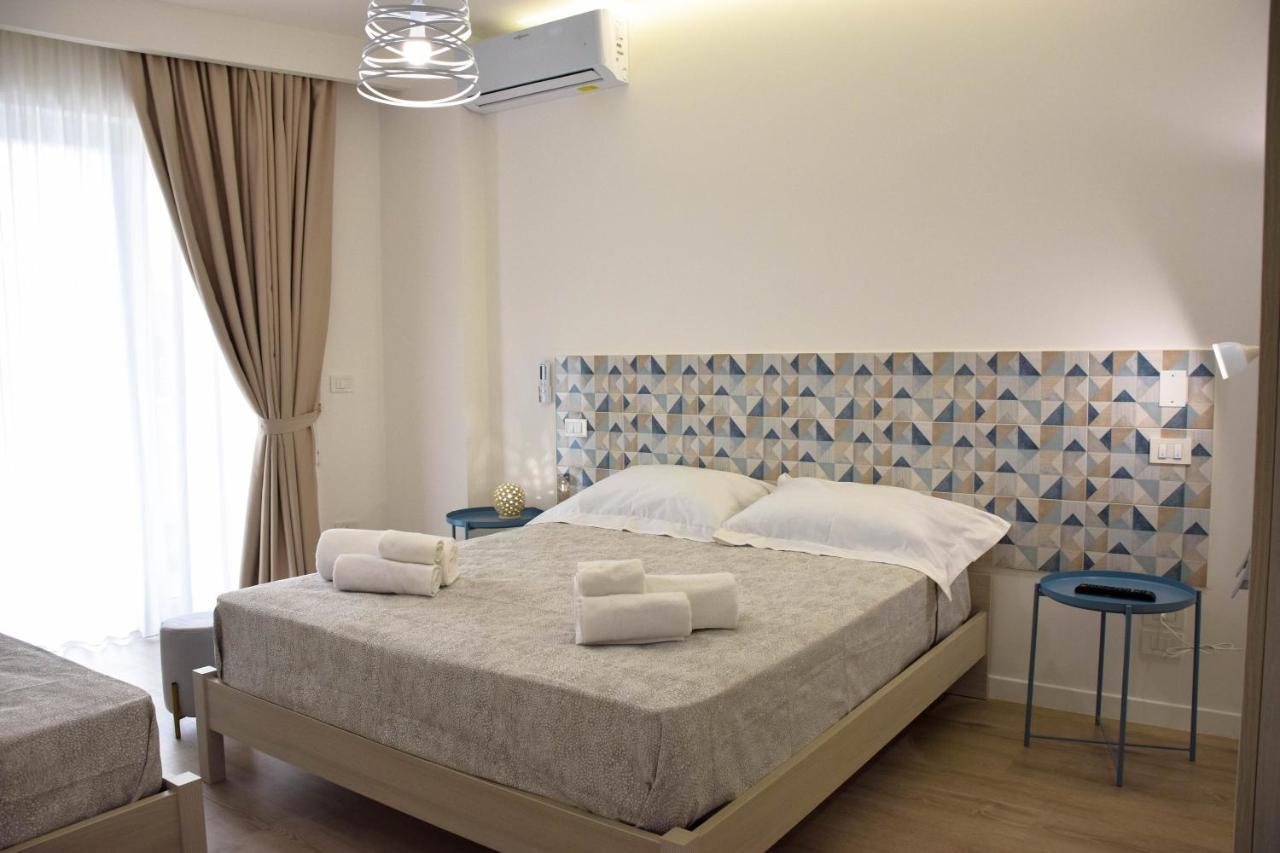 Accomodati B&B Марина-ди-Джойза-Йоника Экстерьер фото