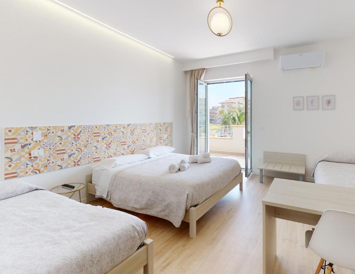 Accomodati B&B Марина-ди-Джойза-Йоника Экстерьер фото